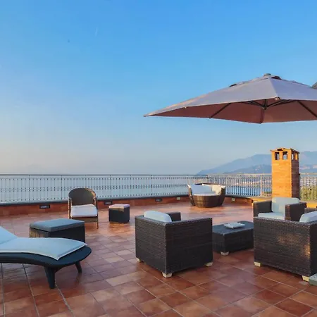 別荘 Casa Spartano